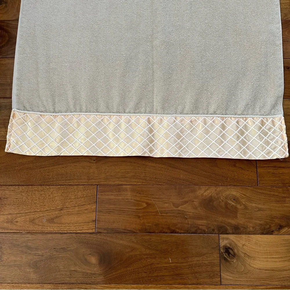 Vintage towel set of 3 towels. Made in USA
